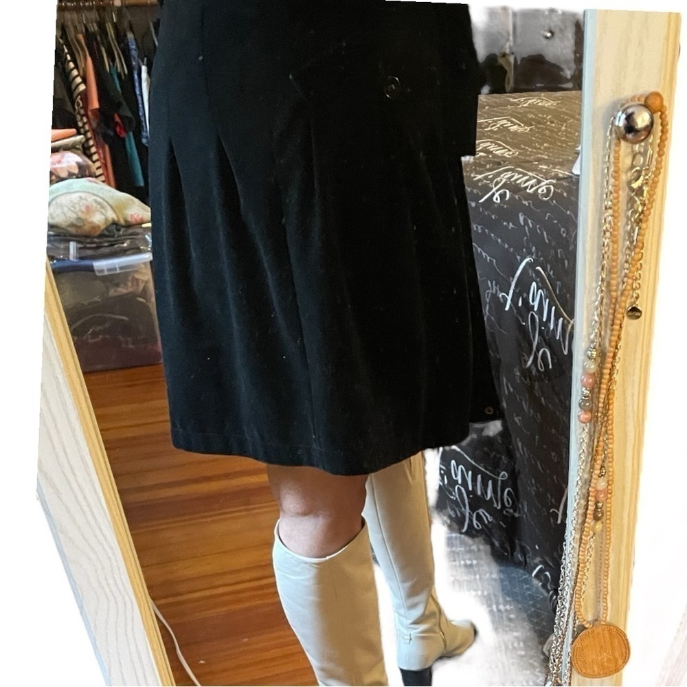 Gallery velvet coat size M,washable, bubble like skirt, vintage? Excellent shape - Picture 3 of 13